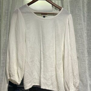 Universal Thread White Puff Sleeve Blouse
